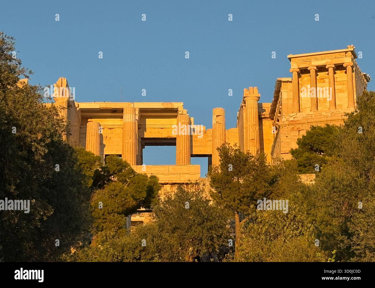 Ingresso all'Acropoli di Atene costruita nel V secolo a.C. - Atene, Grecia Foto Stock