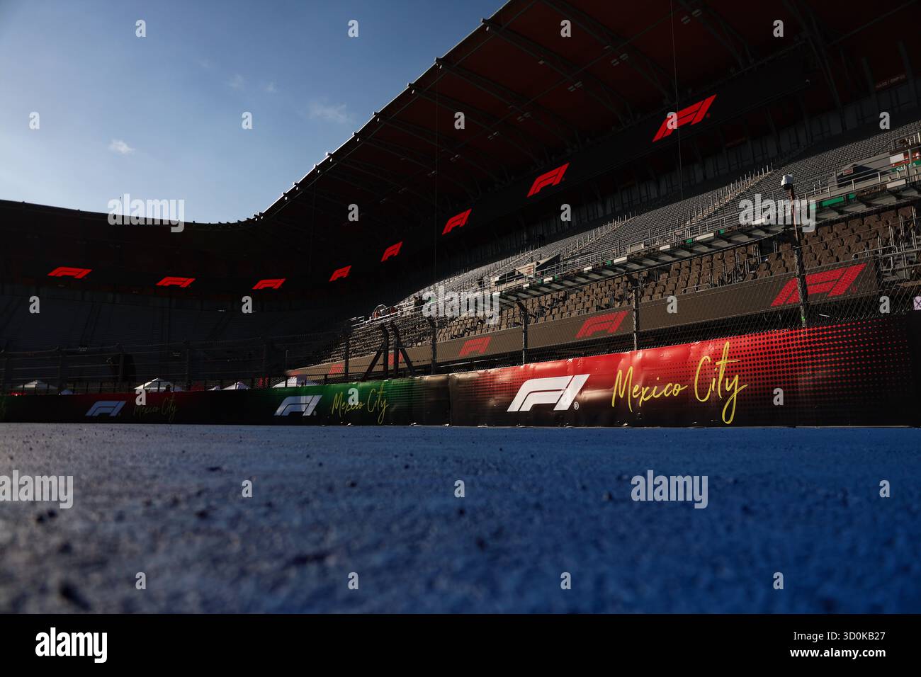 Città del Messico, Mexique. 23 ottobre 2025. Illustrazione della pista durante il Gran Premio di Formula 1 di città del Messico 2025, 20° round del Campionato del mondo di Formula 1 2025 FIA dal 24 al 26 ottobre 2025 sull'autodromo Hermanos Rodriguez, a città del Messico, Messico - foto DPPI Credit: DPPI Media/Alamy Live News Foto Stock