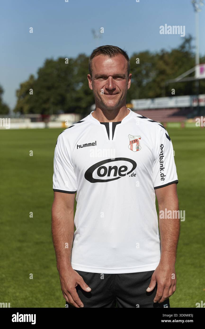 Ritratti di giocatori, squadre e giocatori ZFC Meuselwitz stagione 2016-207 Foto Stock
