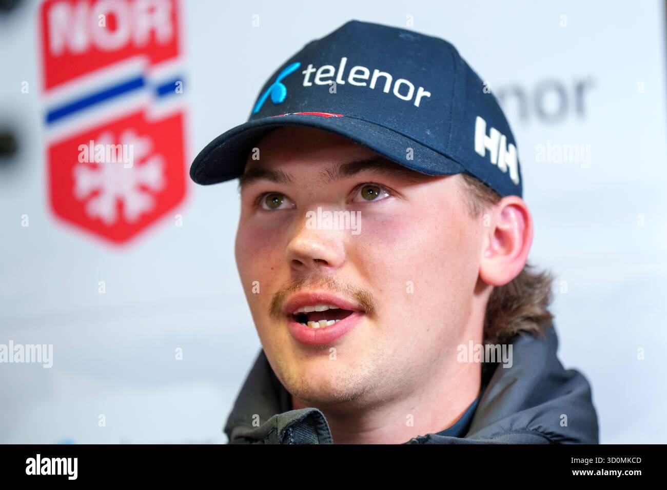 Sölden, Austria 20251023. Tobias Røvde, nuovo allenatore di Henrik Kristoffersen, durante una conferenza stampa con la nazionale norvegese di sci alpino in occasione dell'apertura della Coppa del mondo di alpinismo a Sölden, Austria, il prossimo fine settimana foto: Cornelius Poppe / NTB questo testo è tradotto automaticamente Foto Stock
