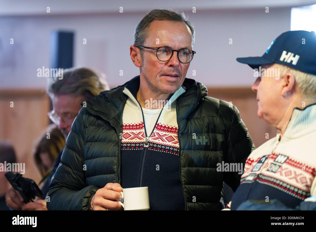 Sölden, Austria 20251023. Lars Kristoffersen durante una conferenza stampa con la nazionale norvegese di sci alpino in occasione dell'apertura della Coppa del mondo di alpinismo a Sölden, Austria, il prossimo fine settimana foto: Cornelius Poppe / NTB questo testo è tradotto automaticamente Foto Stock