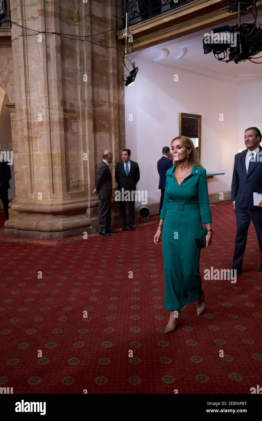 Esther Alcocer Koplowitz ha partecipato all'udienza con la Principessa delle Asturie premiata durante i Princess of Asturias Awards 2025 al Reconquista Hotel il 24 ottobre 2025 a Oviedo, Spagna Foto Stock