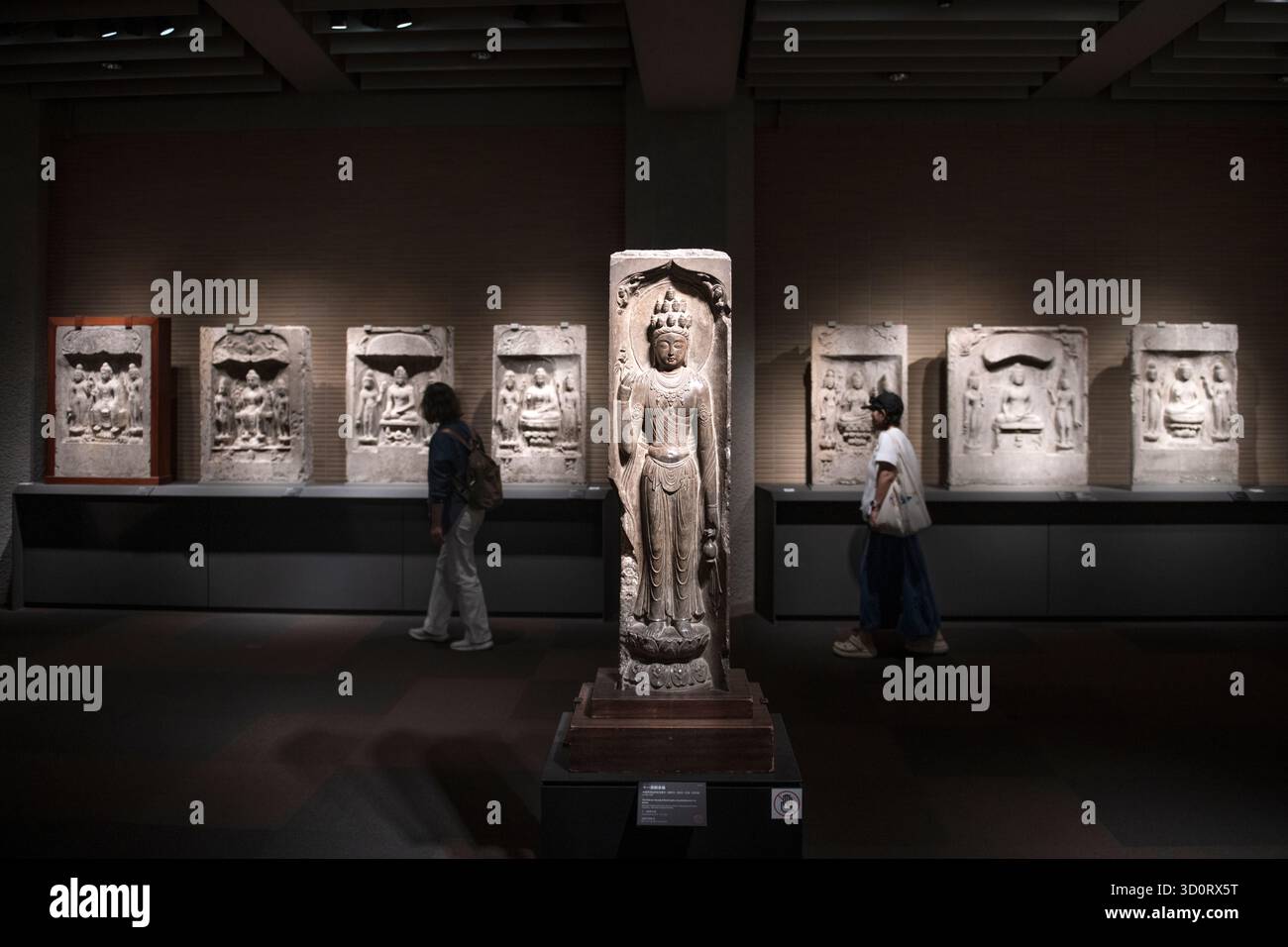 Sculture buddiste cinesi. Museo nazionale di Tokyo. Giappone Foto Stock