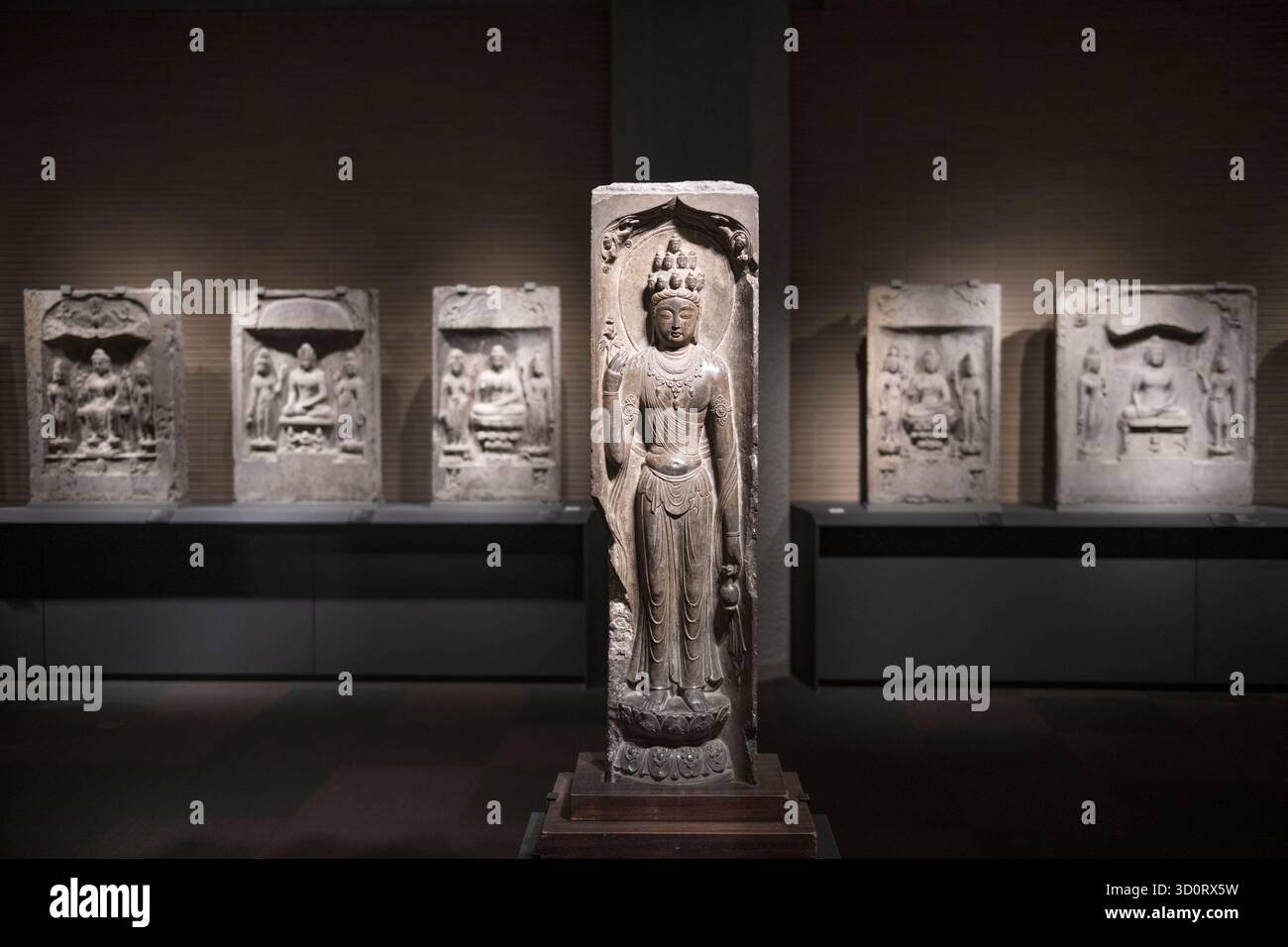 Sculture buddiste cinesi. Museo nazionale di Tokyo. Giappone Foto Stock