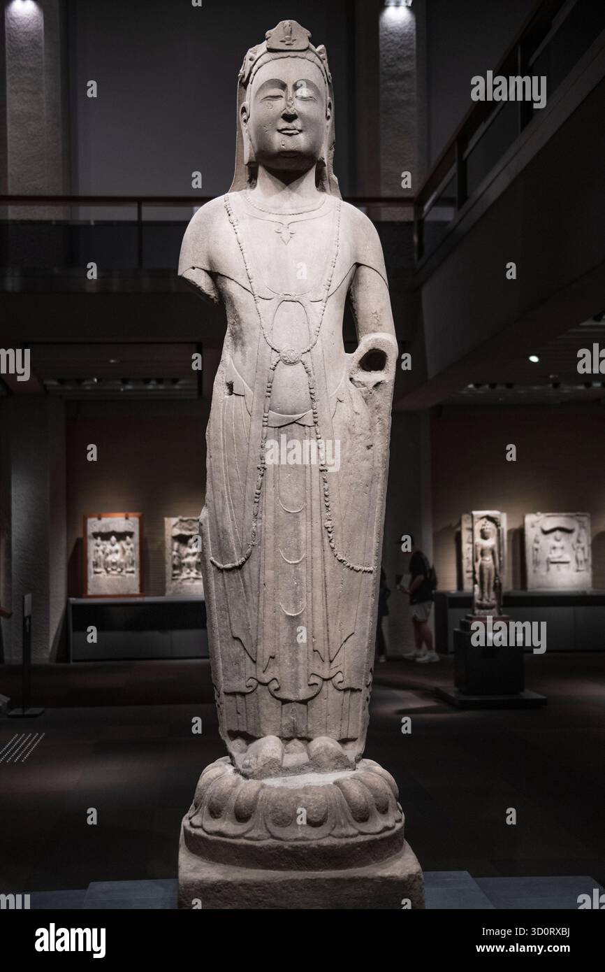 Scultura cinese: Il Bodhisattva Avalokiteshvara. Museo nazionale di Tokyo. Giappone Foto Stock