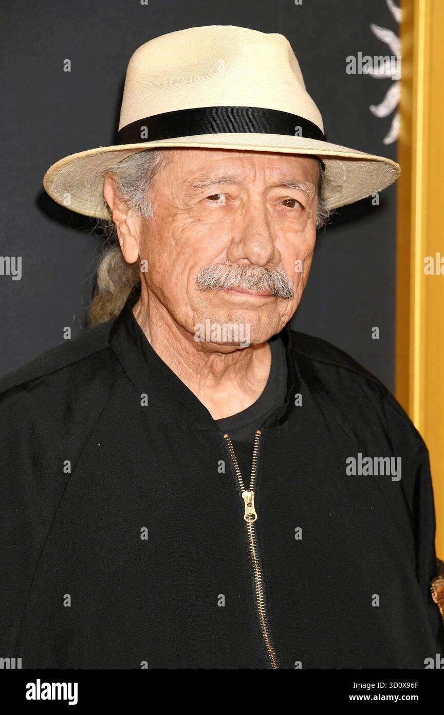 Edward James Olmos bei der Festivaleröffnung mit der Premiere des Kinofilms 'Springsteen: Delivermi from Nowhere' auf dem 39. AFI Fest 2025 im TCL Chinese Theatre. Los Angeles, 22.10.2025 Foto Stock