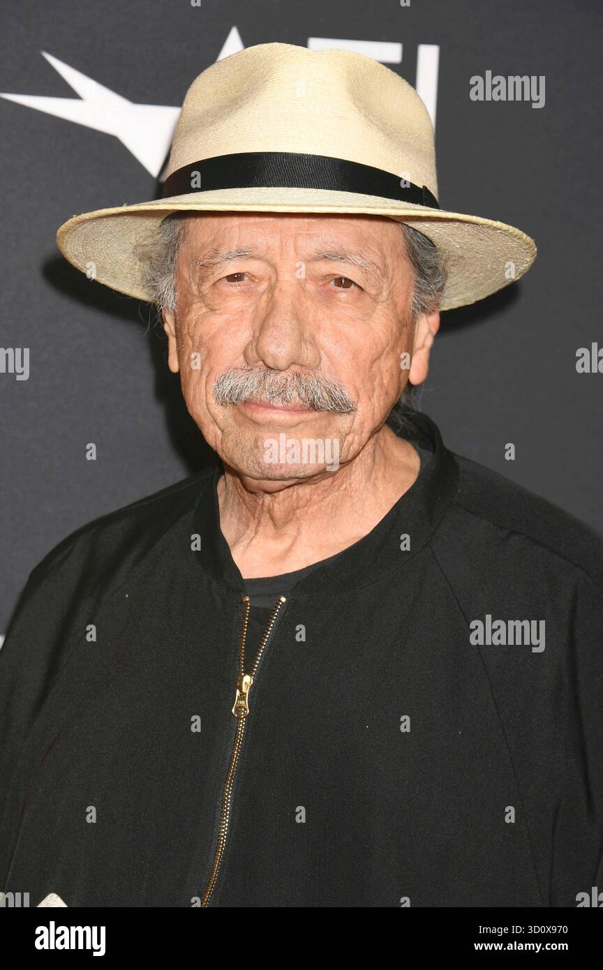 Edward James Olmos bei der Festivaleröffnung mit der Premiere des Kinofilms 'Springsteen: Delivermi from Nowhere' auf dem 39. AFI Fest 2025 im TCL Chinese Theatre. Los Angeles, 22.10.2025 Foto Stock