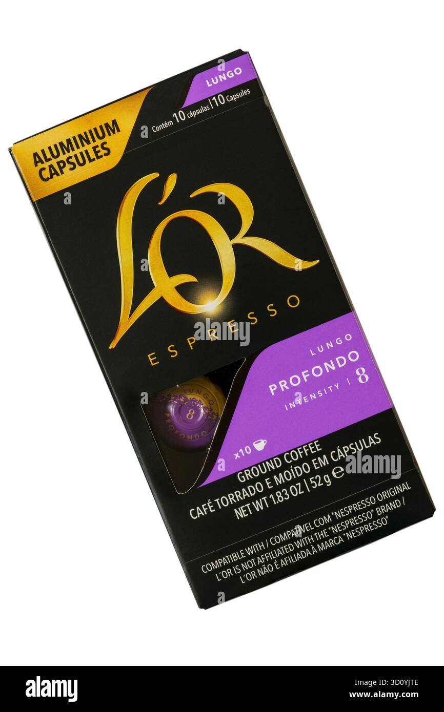 Scatola di cialde di caffè l'Or espresso lungo lungo profondo in alluminio su fondo bianco - caffè macinato Foto Stock