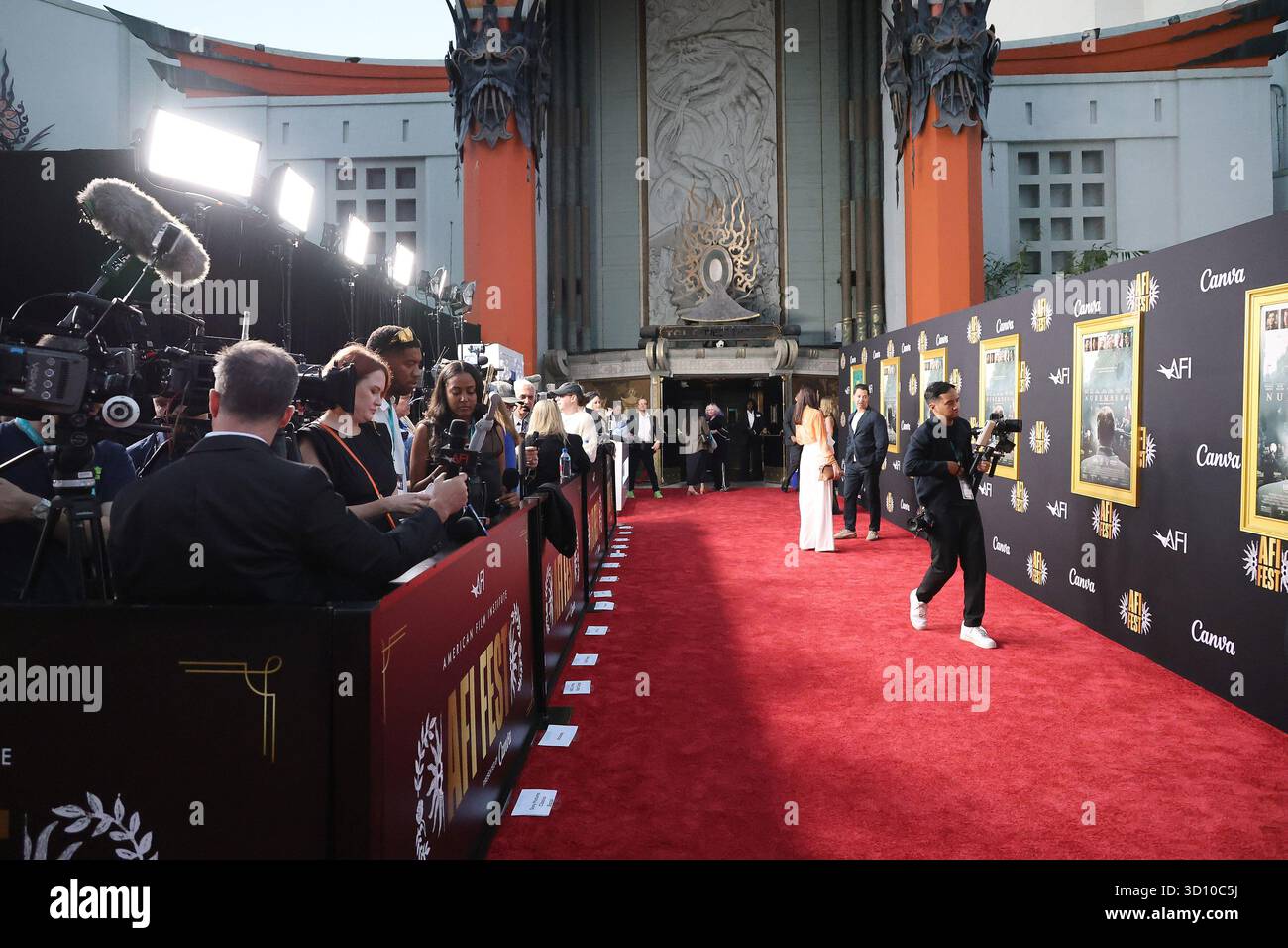 24 ottobre 2025, Los Angeles, California, USA: Atmosfera generale all'AFI FEST 2025 di Norimberga prima al TCL Chinese Theatre IMAX (Credit Image: © Nina Prommer/ZUMA Press Wire) SOLO PER USO EDITORIALE! Non per USO commerciale! Foto Stock