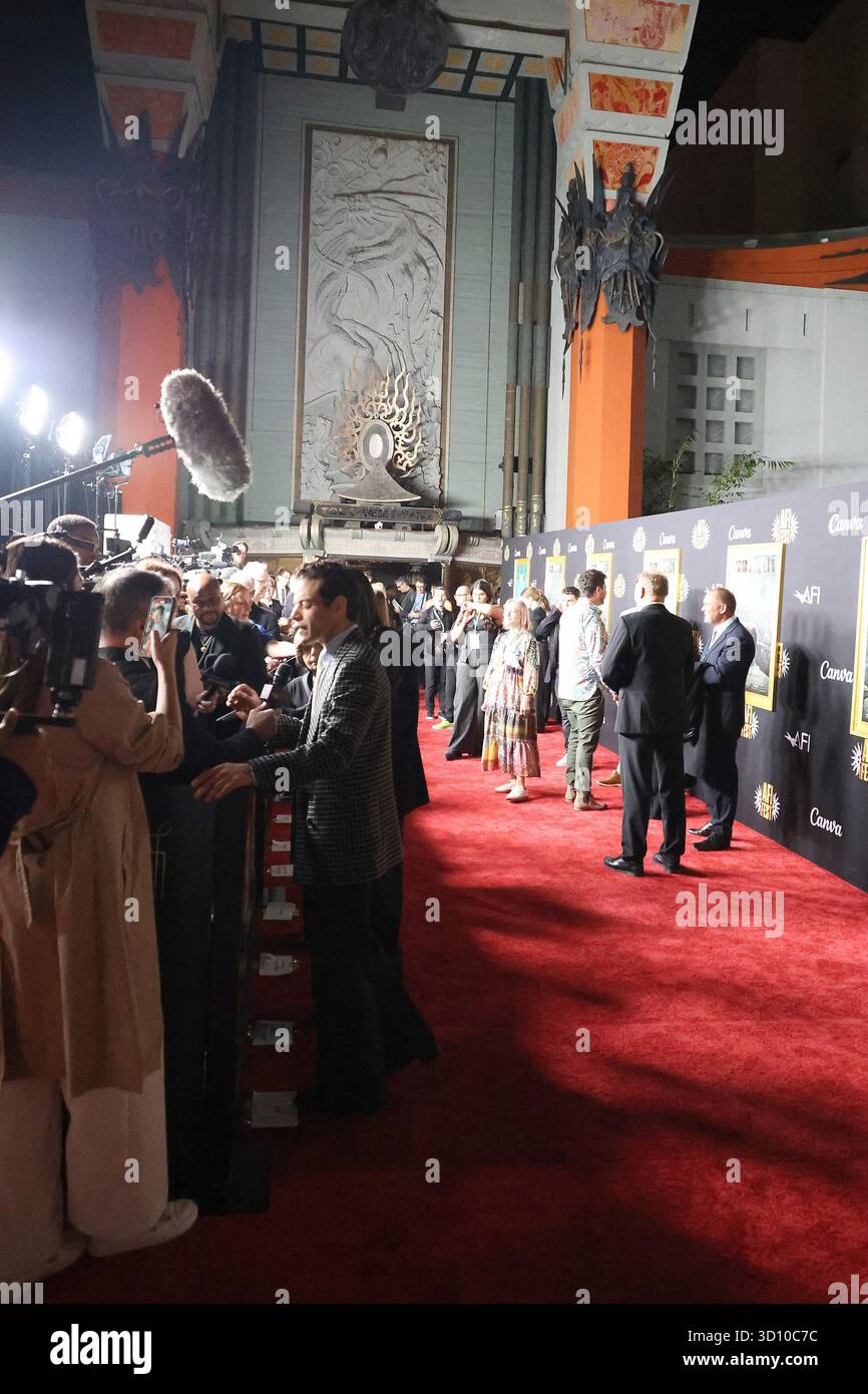 24 ottobre 2025, Los Angeles, California, USA: Atmosfera generale all'AFI FEST 2025 di Norimberga prima al TCL Chinese Theatre IMAX (Credit Image: © Nina Prommer/ZUMA Press Wire) SOLO PER USO EDITORIALE! Non per USO commerciale! Foto Stock