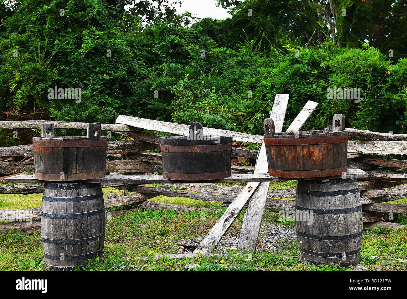 Vasche di lavaggio e secchi. Foto Stock