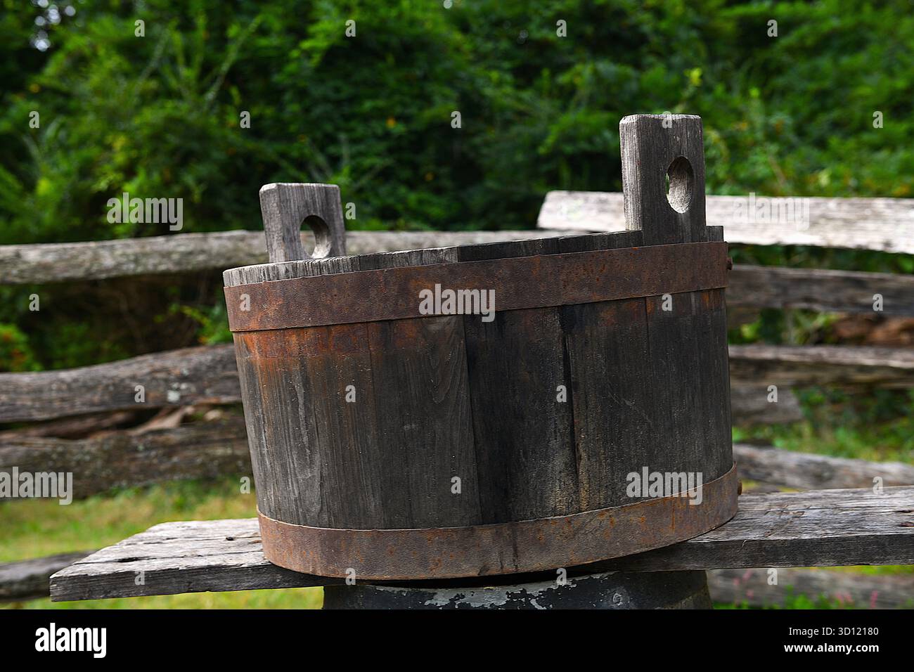 Vasche di lavaggio e secchi. Foto Stock