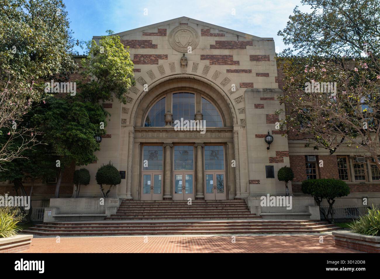 Edificio di educazione fisica presso il campus della University of Southern California Foto Stock