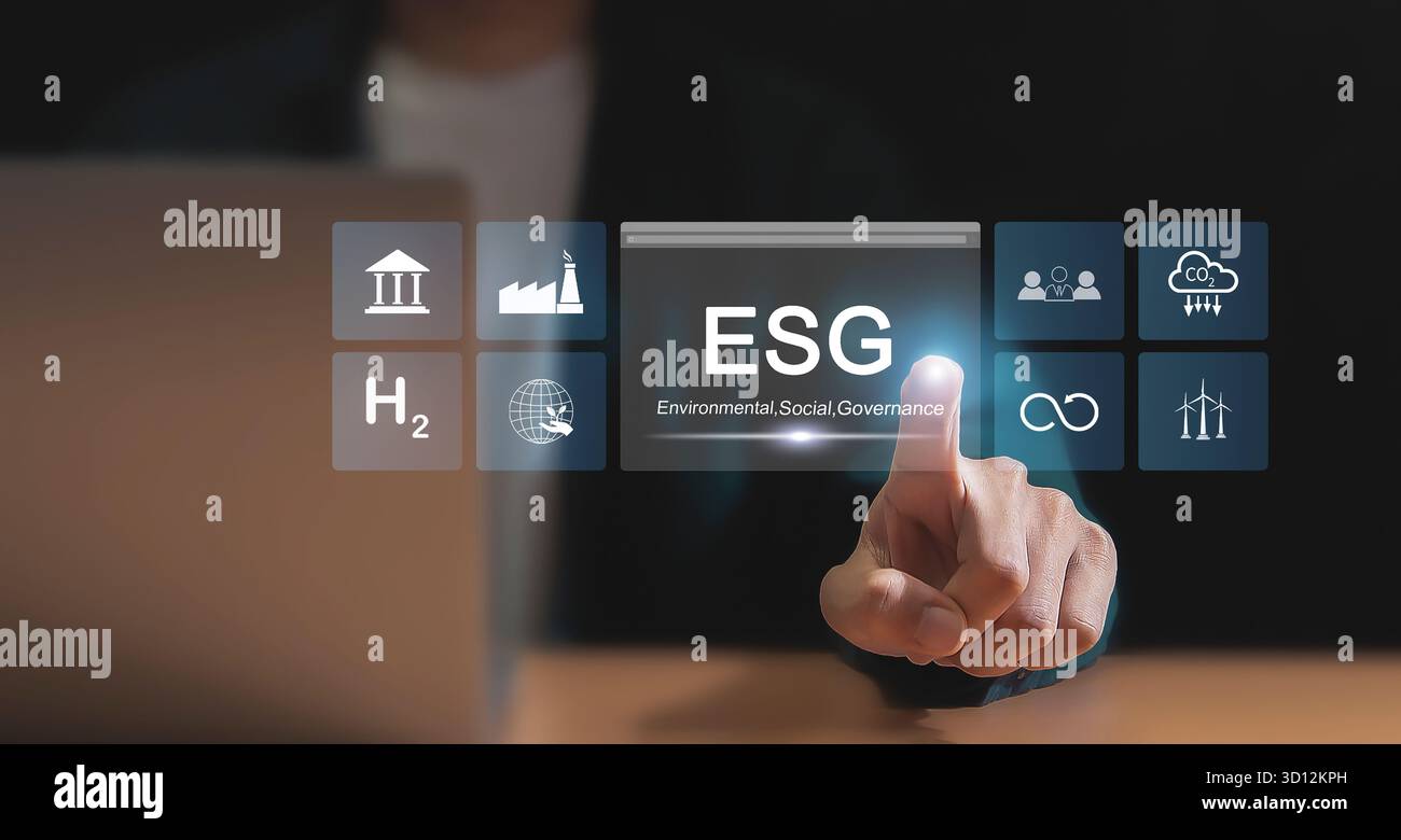 ESG, ambiente, sociale e Governance Sustainable Industry of Business concetto di riduzione del riscaldamento globale su sfondo verde Foto Stock