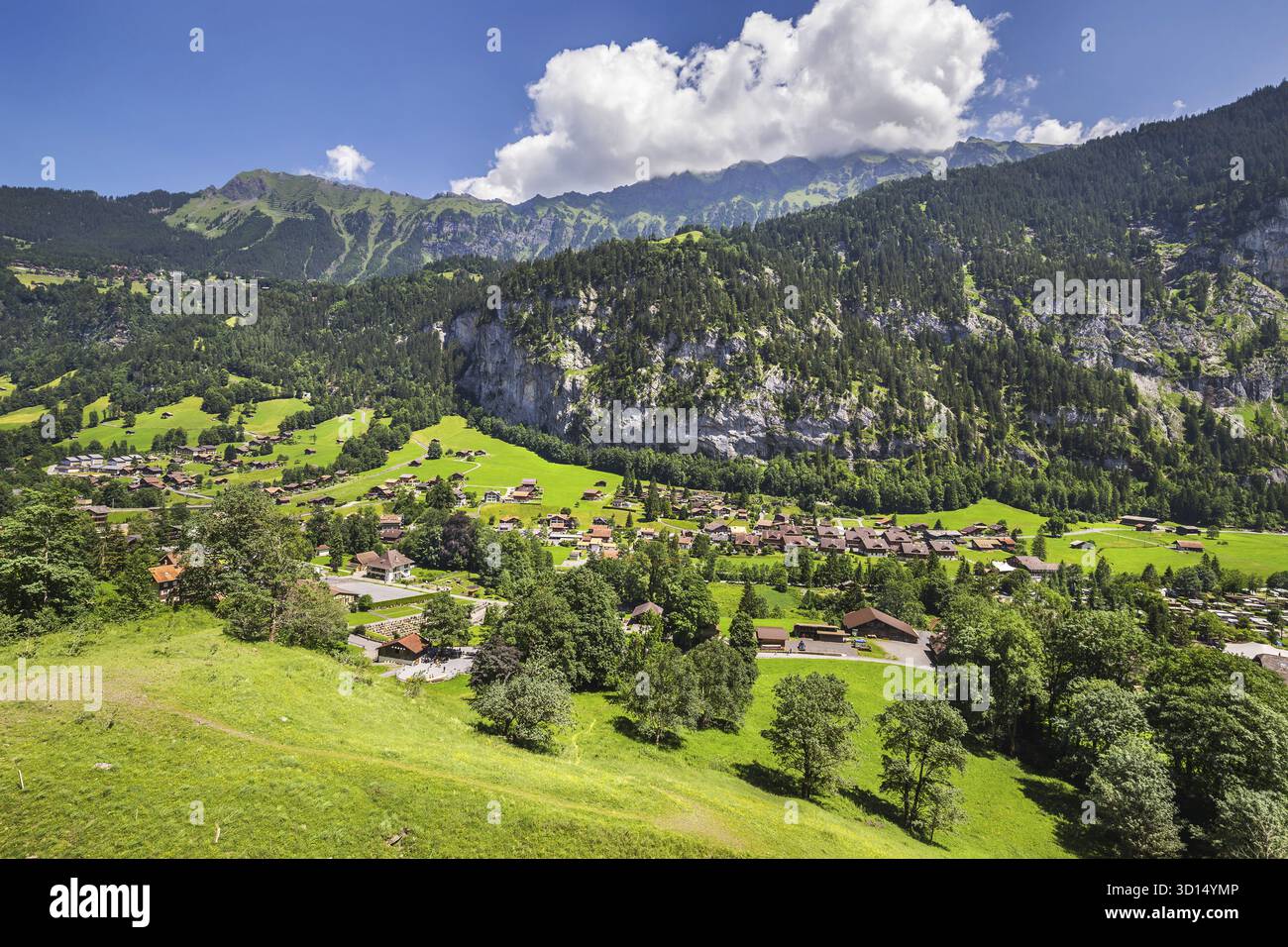 Valle Lauterbrunnen nelle Alpi Bernesi, Svizzera Foto Stock