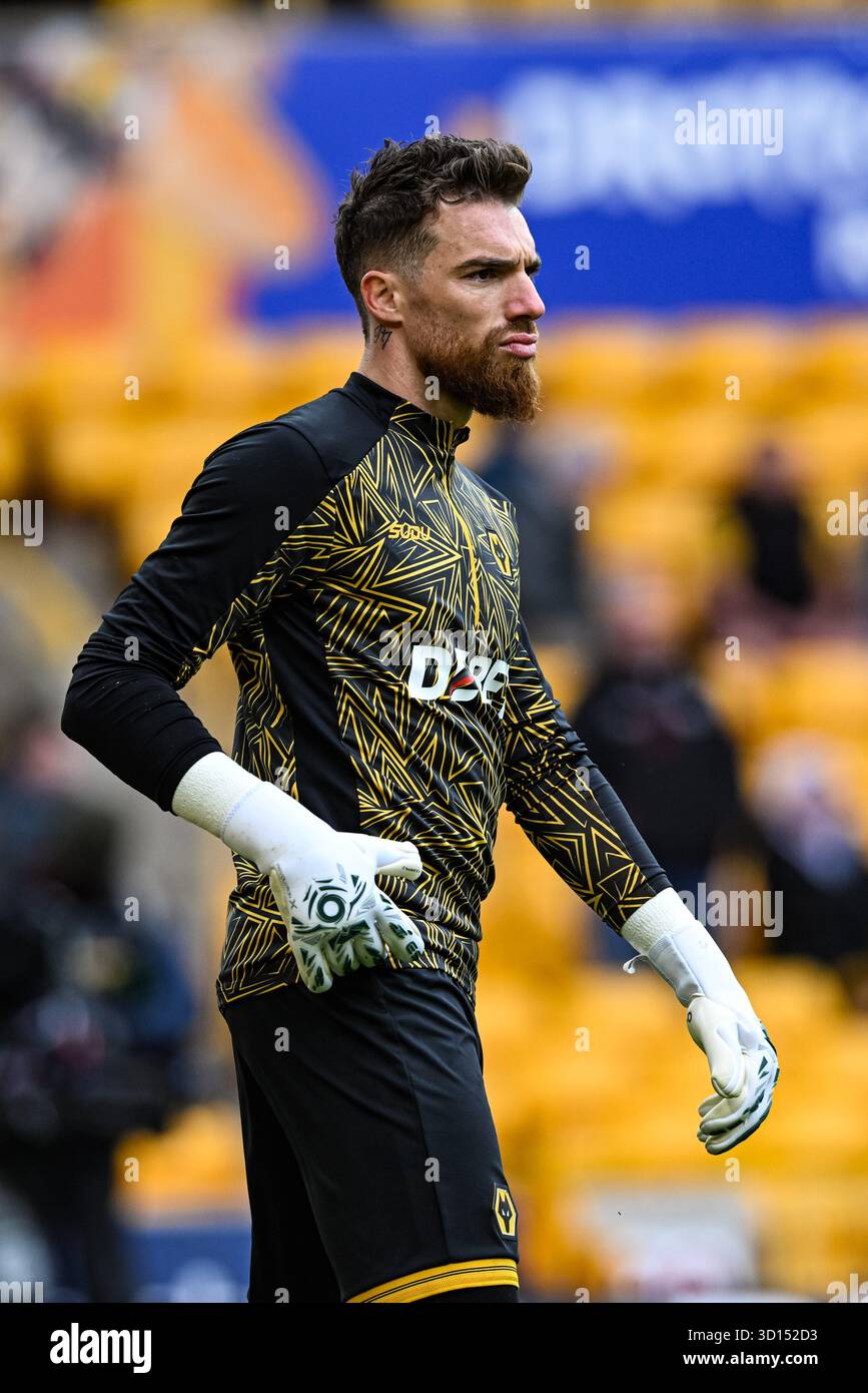 Wolverhampton, Regno Unito. 26 ottobre 2025; Molineux Stadium, Wolverhampton, West Midlands, Inghilterra; Premier League Football, Wolverhampton Wanderers contro Burnley; Jose sa dei Wolverhampton Wanderers durante il riscaldamento pre-partita Credit: Action Plus Sports Images/Alamy Live News Foto Stock