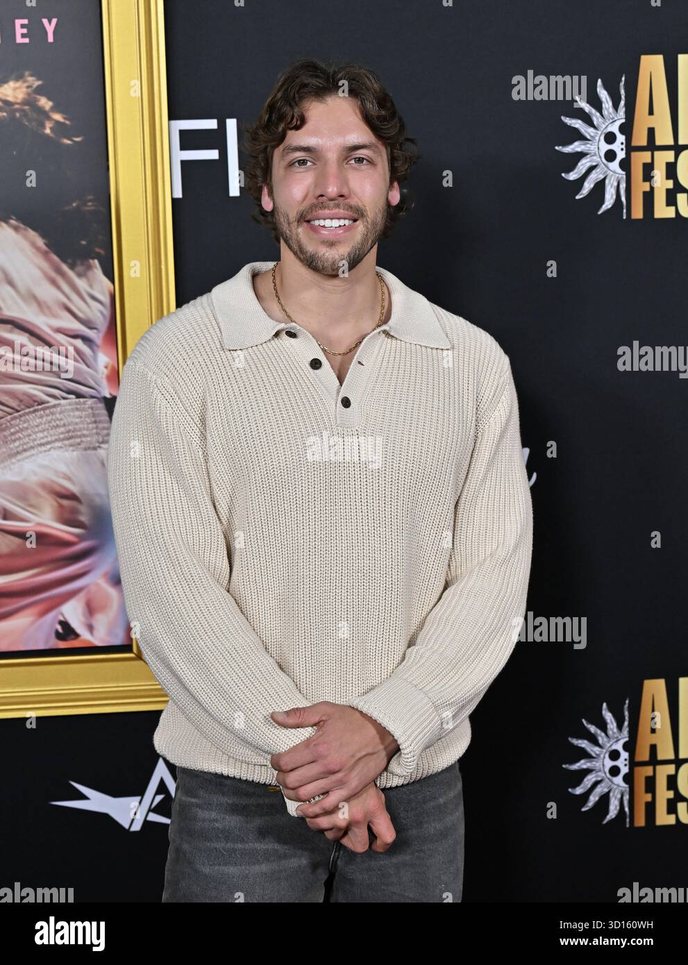 Hollywood, Stati Uniti. 25 ottobre 2025. Joseph Baena arriva all'AFI Fest 2025 prima di "Christy" tenutasi al TCL Chinese Theatre il 25 ottobre 2025 a Hollywood, CA. © Starbuck/ Credit: AFF/Alamy Live News Foto Stock