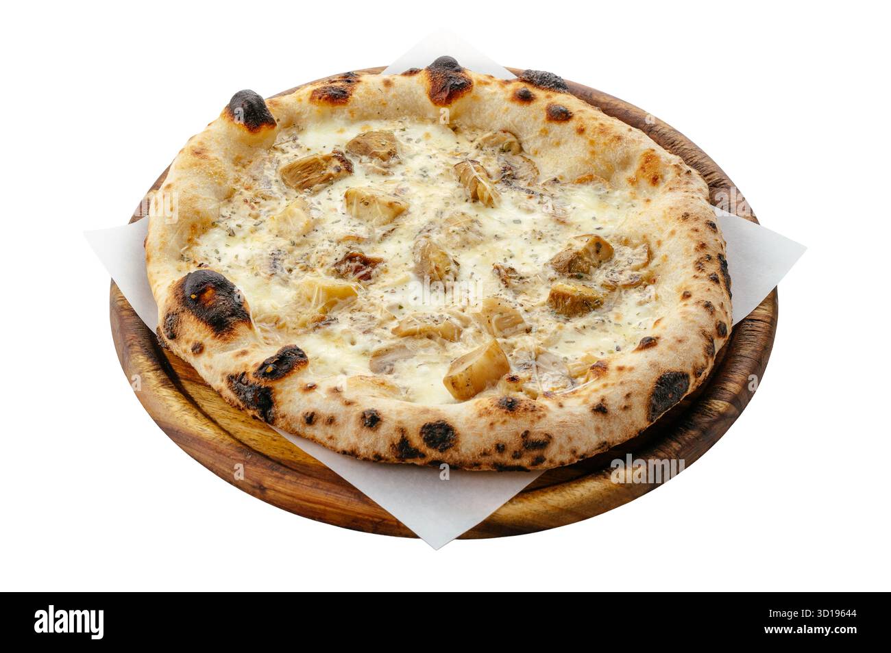 pizza cotta nel forno a legna con funghi e formaggio Foto Stock