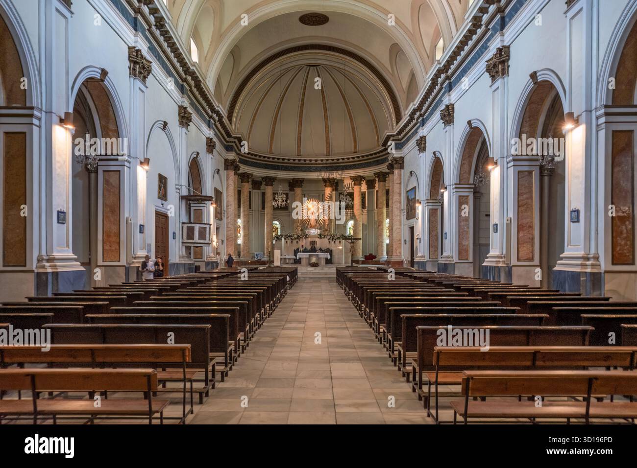 Pala d'altare, altare maggiore e patrona della città, Madonna di Betlemme, Chiesa dell'assunzione, Almansa, Albacete, Castilla-la Mancha, Spagna Foto Stock