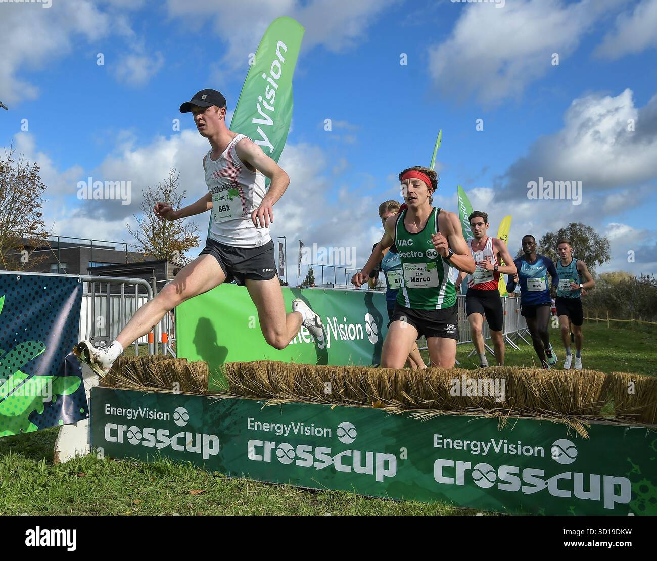 Roeselare, Belgio, il 26 ottobre 2025. James Kingston d'Inghilterra secondo nella gara maschile senior alla lotto Cross Cup di Roeselare, Belgio, il 26 ottobre 2025. Foto di Gary Mitchell/Alamy Live News Credit: Gary Mitchell, GMP Media/Alamy Live News Foto Stock