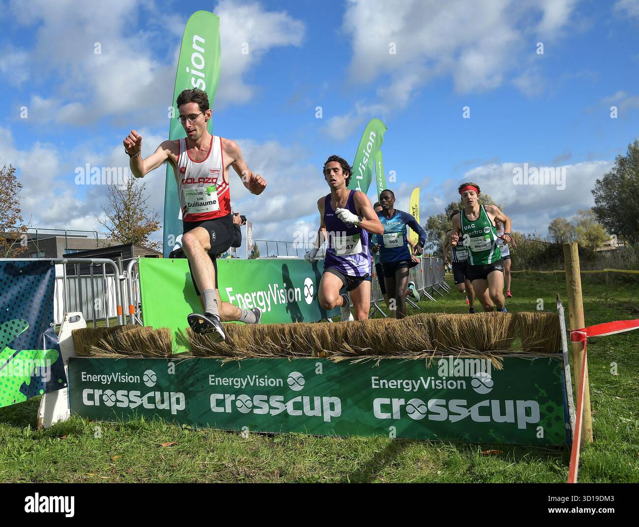Roeselare, Belgio, il 26 ottobre 2025. Grimard Guillaume del Belgio primo nella gara maschile senior alla lotto Cross Cup di Roeselare, Belgio, il 26 ottobre 2025. Foto di Gary Mitchell/Alamy Live News Credit: Gary Mitchell, GMP Media/Alamy Live News Foto Stock
