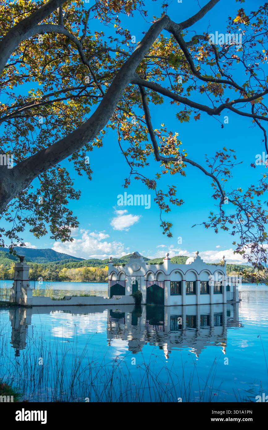 PESQUERA MARIMON BOATHOUSE LAGO DI BANYOLES PLA DE L’ESTANY PROVINCIA DI GIRONA CATALOGNA SPAGNA Foto Stock