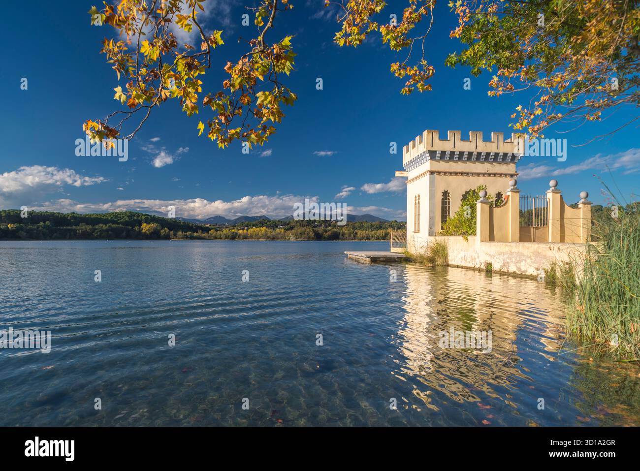 PESQUERA LA CARPA D’OR BOATHOUSE LAGO DI BANYOLES PLA DE L’ESTANY PROVINCIA DI GIRONA CATALOGNA SPAGNA Foto Stock