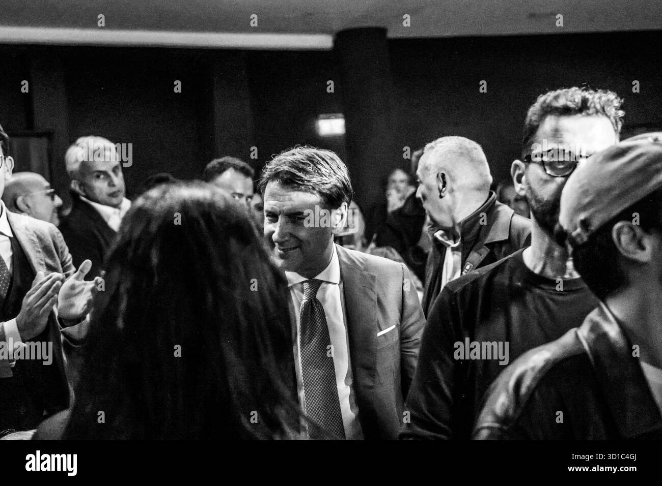 Elezioni regionali per la regione Campania dal 23 al 24 novembre 2025. Napoli, 27 ottobre 2025 - Teatro Troisi a Fuorigrotta durante la presentazione delle liste dei candidati del movimento cinque stelle per la regione Campania, con la presenza del candidato presidenziale Roberto Fico e dell'ex primo ministro Giuseppe Conte. Nella foto: Giuseppe Conte NAPOLI Teatro Troisi CAMPANIA ITALIA Copyright: XFABIOxSASSOxFabioxSassox 2L8A2895 Foto Stock