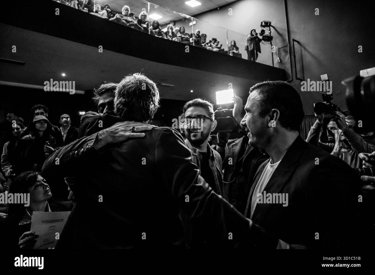 Elezioni regionali per la regione Campania dal 23 al 24 novembre 2025. Napoli, 27 ottobre 2025 - Teatro Troisi a Fuorigrotta durante la presentazione delle liste dei candidati del movimento cinque stelle per la regione Campania, con la presenza del candidato presidenziale Roberto Fico e dell'ex primo ministro Giuseppe Conte. Nella foto: Roberto Fico NAPOLI Teatro Troisi CAMPANIA ITALIA Copyright: XFABIOxSASSOxFabioxSassox 2L8A2884 Foto Stock