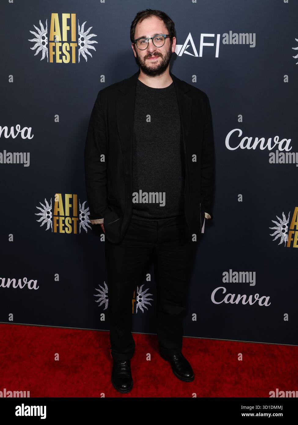 Hollywood, Stati Uniti. 27 ottobre 2025. HOLLYWOOD, LOS ANGELES, CALIFORNIA, USA - OTTOBRE 26: Il produttore cinematografico americano Andrew Morrison arriva al 2025 AFI (American Film Institute) Fest presentato da Canva - Special Screening of Searchlight Pictures 'The Testament of Ann Lee' tenutosi al TCL Chinese 6 Theatres il 26 ottobre 2025 a Hollywood, Los Angeles, California, Stati Uniti. (Foto di Xavier Collin/Image Press Agency) credito: Image Press Agency/Alamy Live News Foto Stock