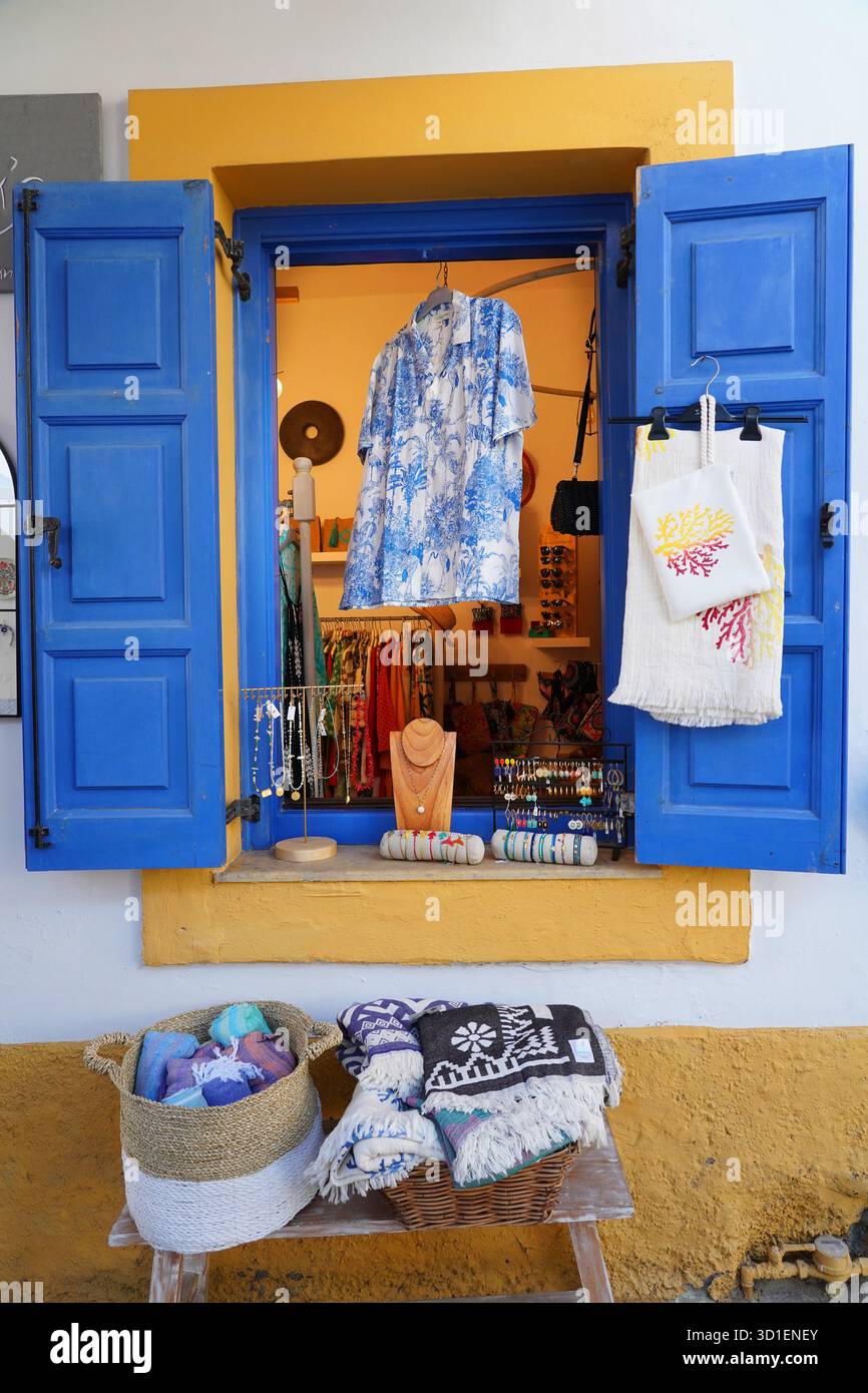 Negozi nel vecchio villaggio, Lipsi, Village, Lipsi o isola di Lissos, Dodecaneso, dodici isole, Mar Egeo meridionale, Grecia, Europa Foto Stock