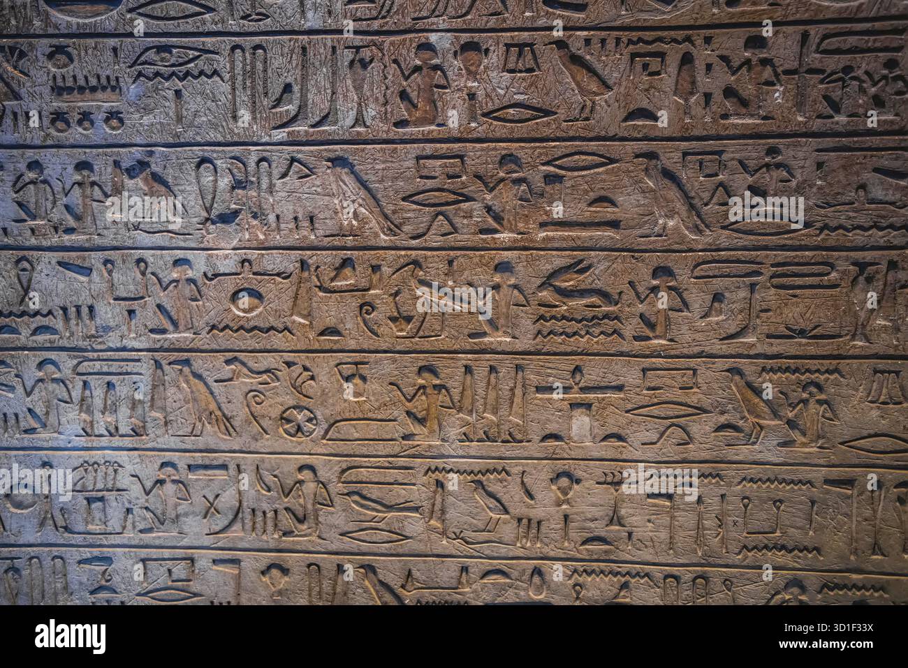 Manufatti egizi nel Louvre, Parigi, Francia Foto Stock