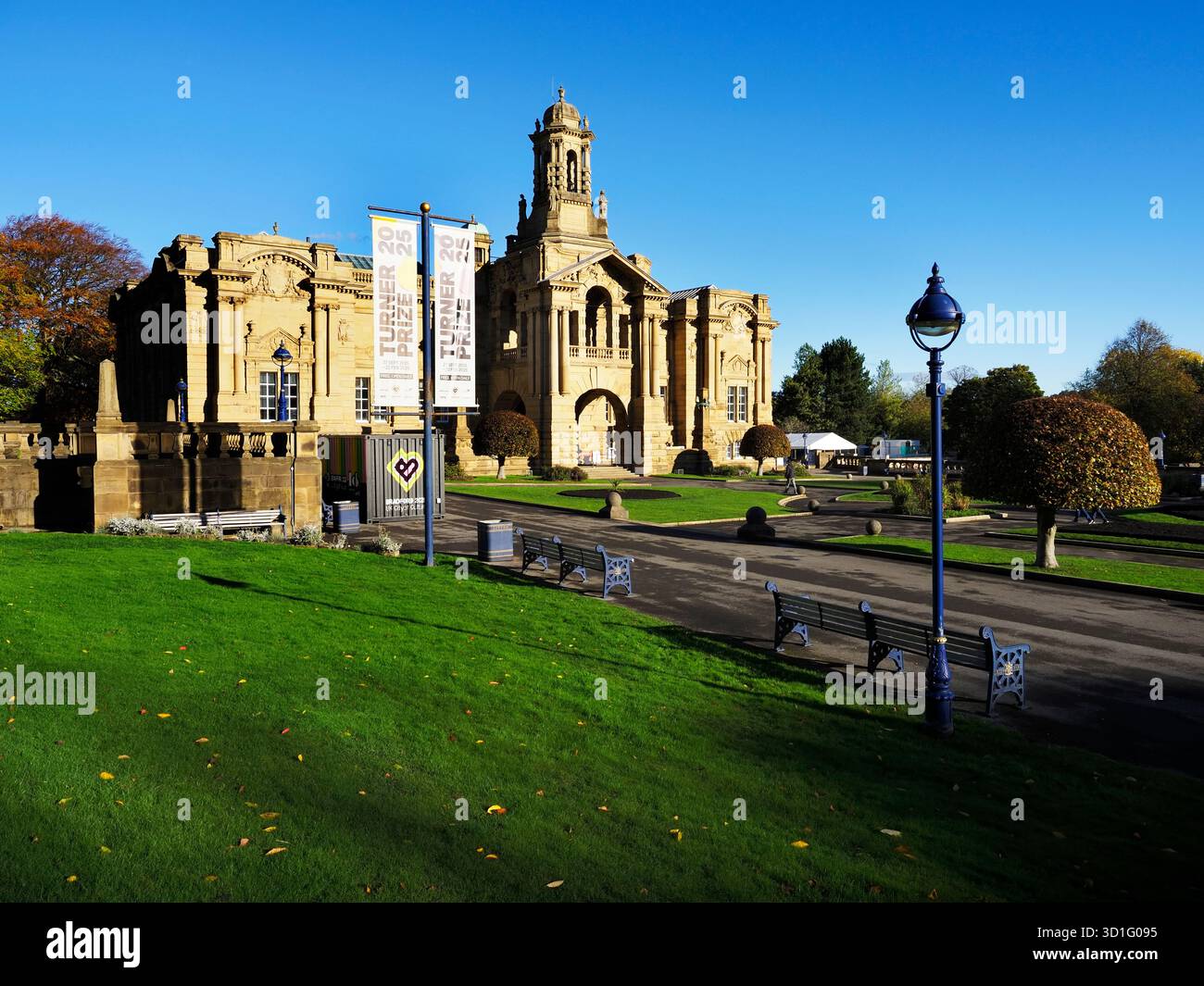 La galleria Cartwright Hall e sede del museo della mostra Turner Prize 2025 a Lister Park Bradford West Yorkshire Inghilterra Foto Stock