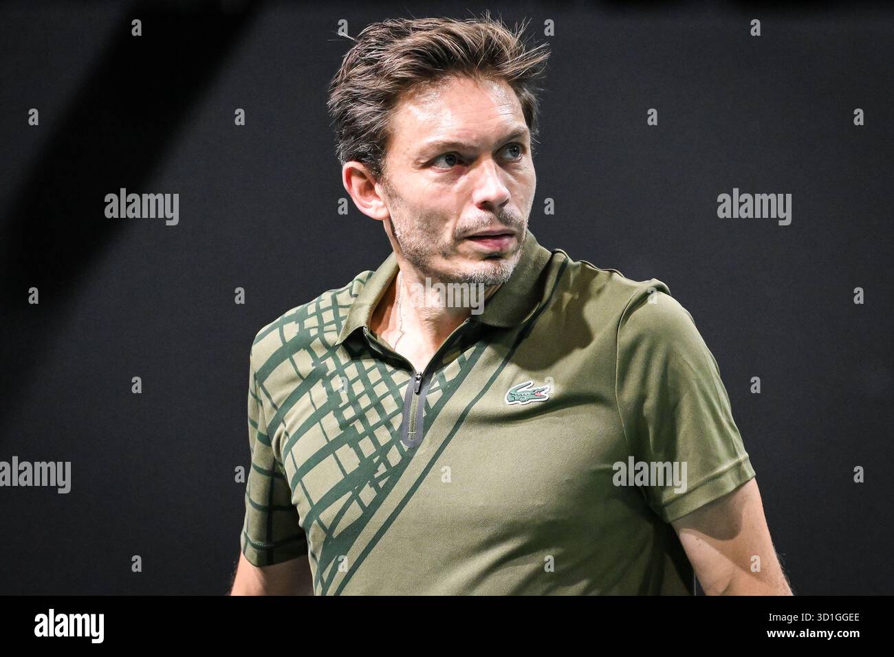 Nanterre, Francia, Francia. 28 ottobre 2025. Nicolas MAHUT di Francia durante il secondo giorno del torneo Rolex Paris Masters 1000 all'Accor Arena il 28 ottobre 2025 a Nanterre vicino a Parigi. (Credit Image: © Matthieu Mirville/ZUMA Press Wire) SOLO PER USO EDITORIALE! Non per USO commerciale! Crediti: ZUMA Press, Inc./Alamy Live News Foto Stock