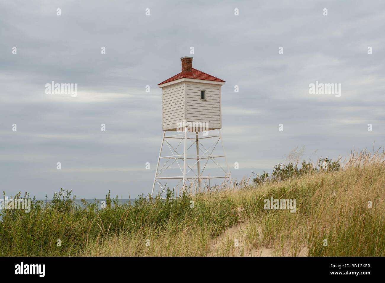 Luce pomeridiana sulla torre del corno nebbia al faro di Big Sable Point. Il faro si trova sulla sponda orientale del lago Michigan, vicino a Ludington, Foto Stock