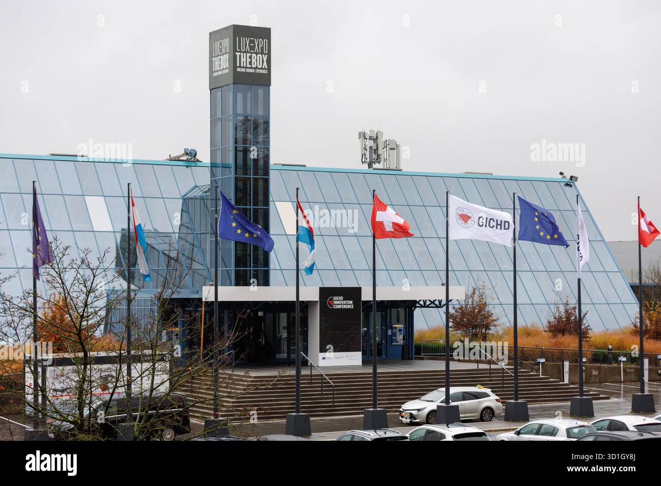 GICHD Innovation Conference 2025 a Luxexpo The Box a Lussemburgo, Lussemburgo, il 28 ottobre 2025. L'evento esplora nuove tecnologie e approcci collaborativi nell'azione umanitaria contro le mine, nell'educazione al rischio di ordigni esplosivi, nella gestione dei dati e nell'innovazione sul campo. Foto Stock