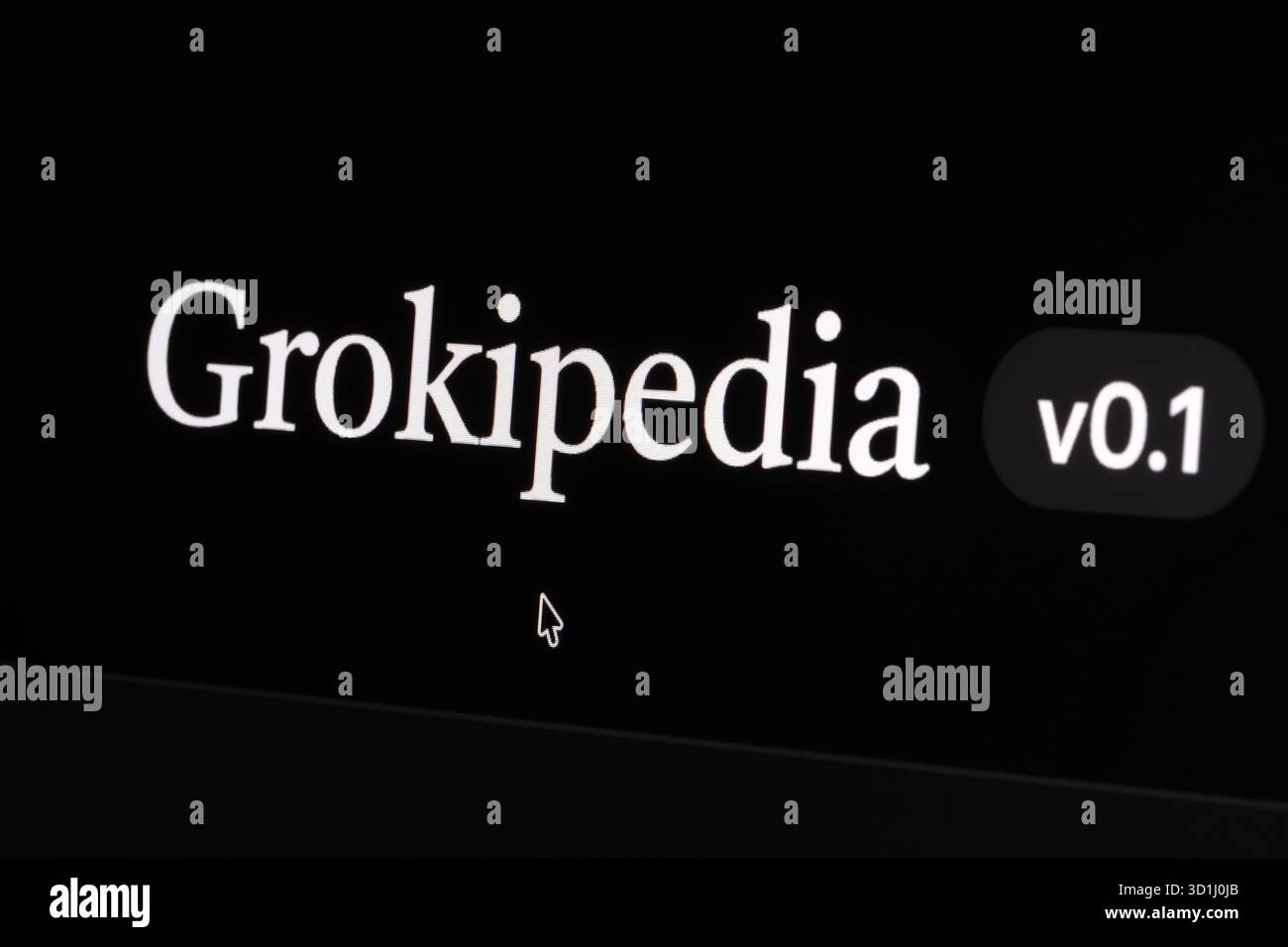 Interfaccia Grokipedia v0.1 con cursore del mouse che passa accanto al titolo, barra di ricerca a tema scuro e riflessi lucidi sullo schermo. Stafford, Regno Unito, Oregon Foto Stock