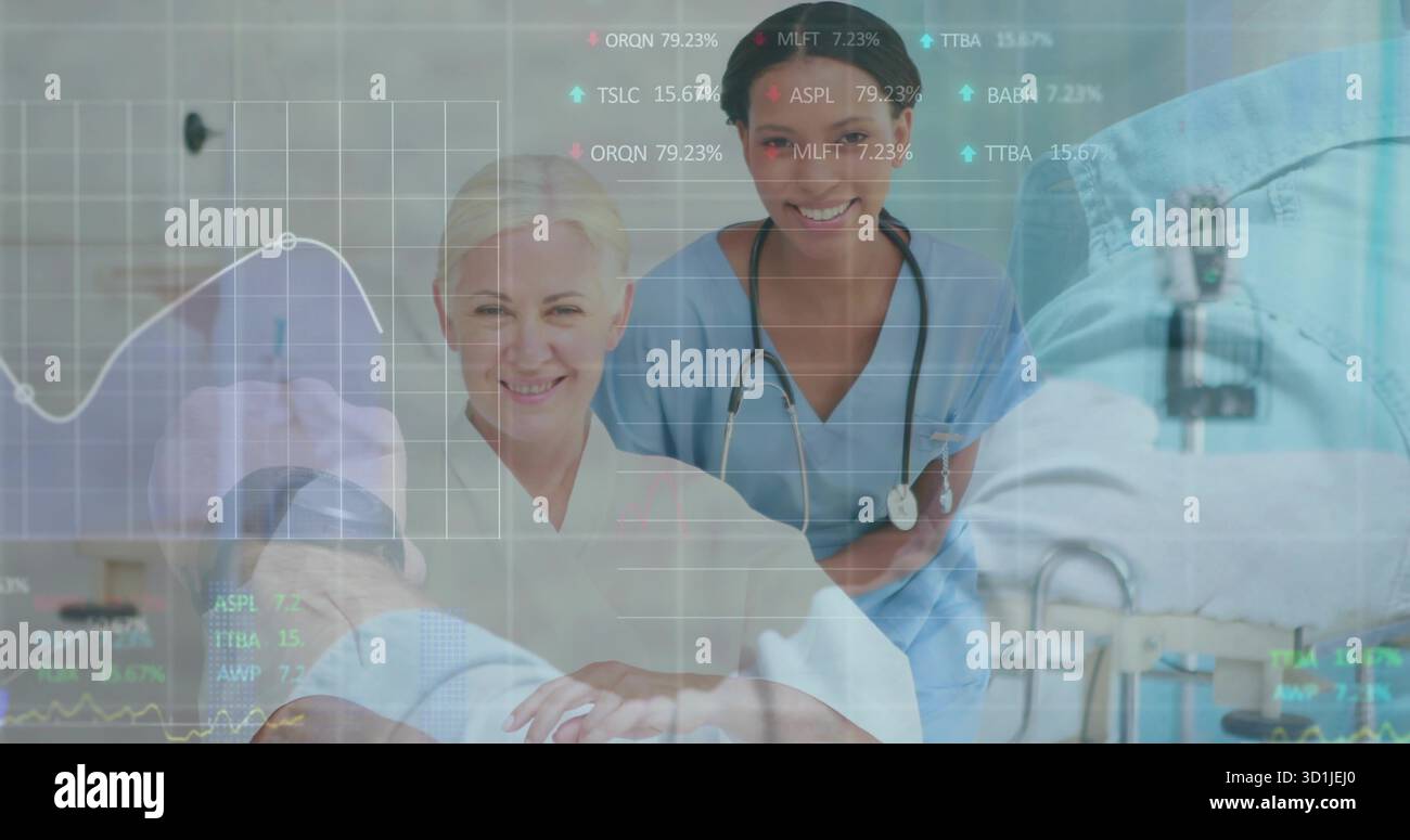 Il tecnico preleva il sangue dal paziente nella stanza dell'ospedale, camice, siringa e sovrapposizione cartografica Foto Stock