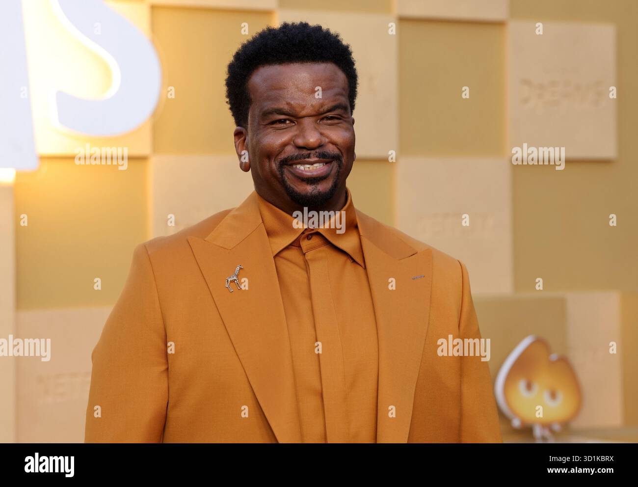 Los Angeles, Stati Uniti. 28 ottobre 2025. Craig Robinson partecipa alla prima mondiale di Netflix "in Your Dreams" all'Egyptian Theater nella sezione Hollywood di Los Angeles martedì 28 ottobre 2025. Trama: Stevie e il suo fratellino Elliot viaggiano nel paesaggio selvaggiamente assurdo dei loro sogni per chiedere al Sandman di concedere loro la famiglia perfetta. Foto di Greg Grudt/UPI credito: UPI/Alamy Live News Foto Stock