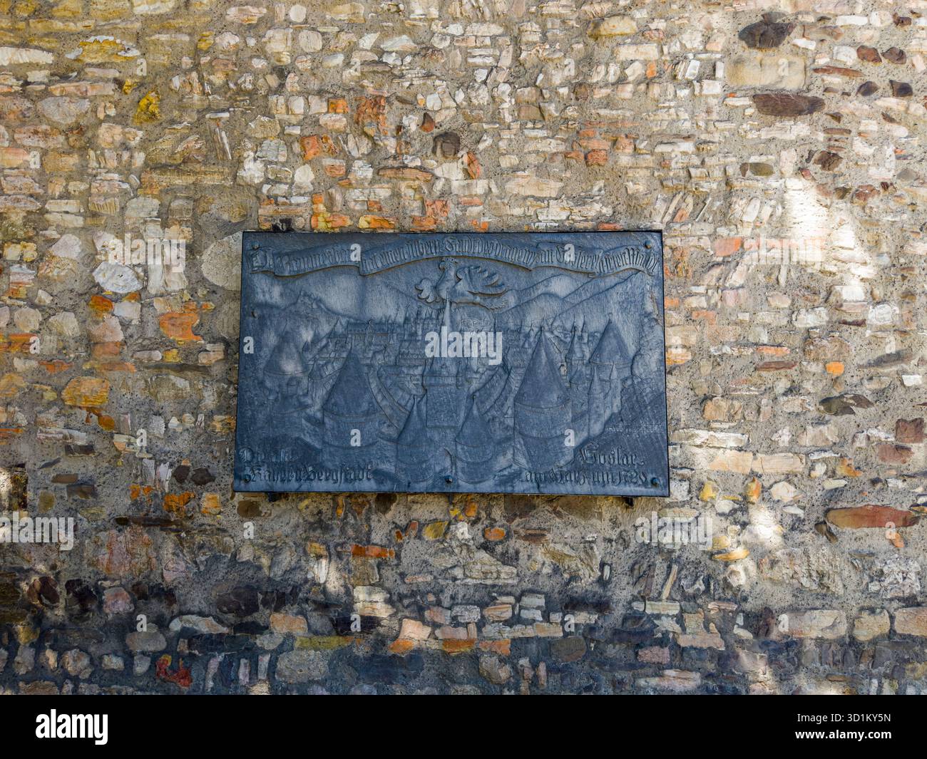 Breites Tor, fortificazioni storiche della città, mura, porta della città, Goslar, bassa Sassonia, Germania, 2 luglio 2025. (CTK Photo/Libor Sojka) Foto Stock