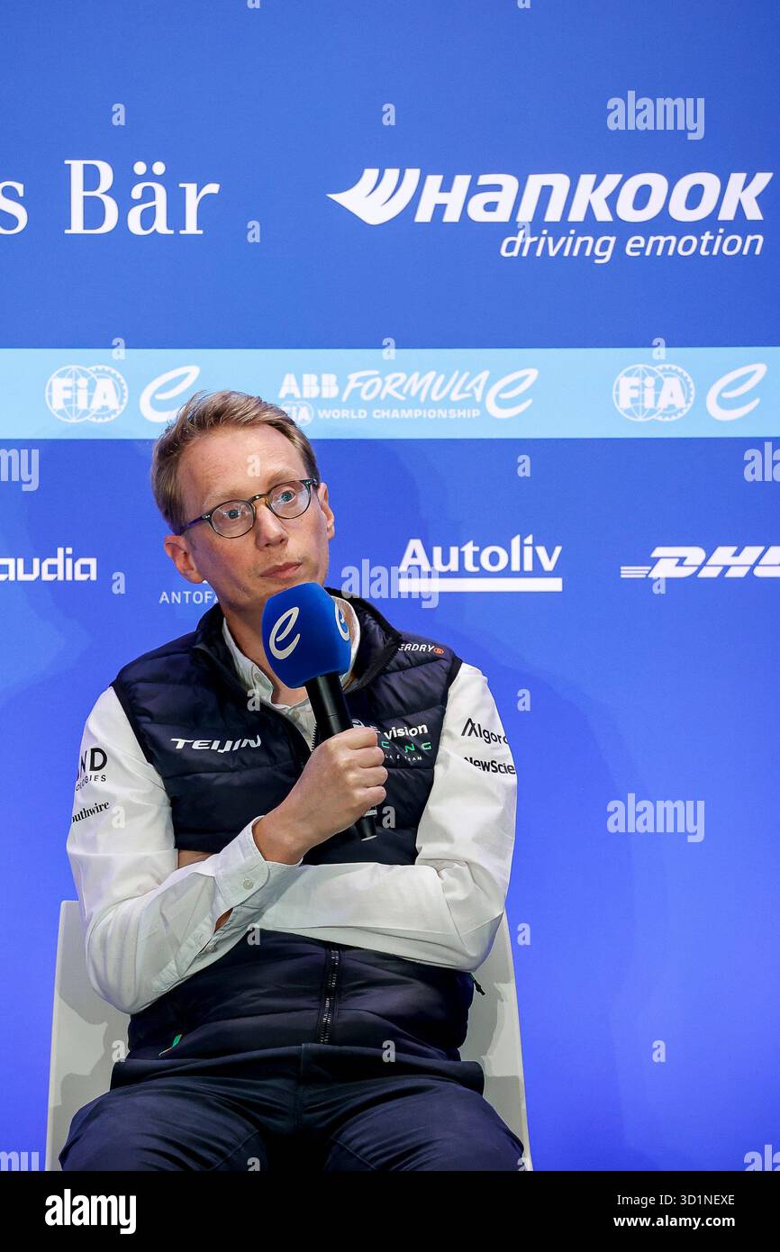 Cheste, Espagne. 29 ottobre 2025. FILIPPI Sylvain, Envision Virgin Racing Managing Director e CTO, Portrait conference de presse, conferenza stampa durante i test pre-stagionali di Valencia 2025 del Campionato Mondiale ABB FIA di Formula e 2025-26, sul circuito Ricardo Tormo dal 27 al 31 ottobre 2025 a Cheste, Spagna - foto Paulo Maria/DPPI credito: DPPI Media/Alamy Live News Foto Stock