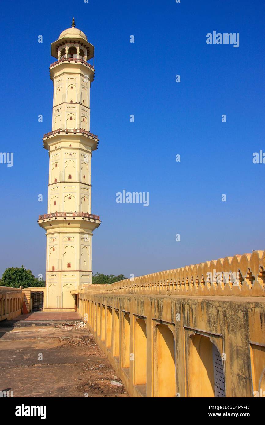 Iswari Minar Swarga Sal a Jaipur, Rajasthan, India Foto Stock
