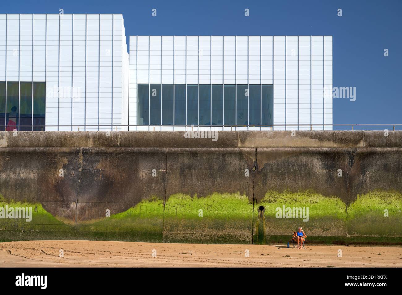 La galleria d'arte contemporanea Turner a Margate, Kent, Inghilterra, Regno Unito Foto Stock