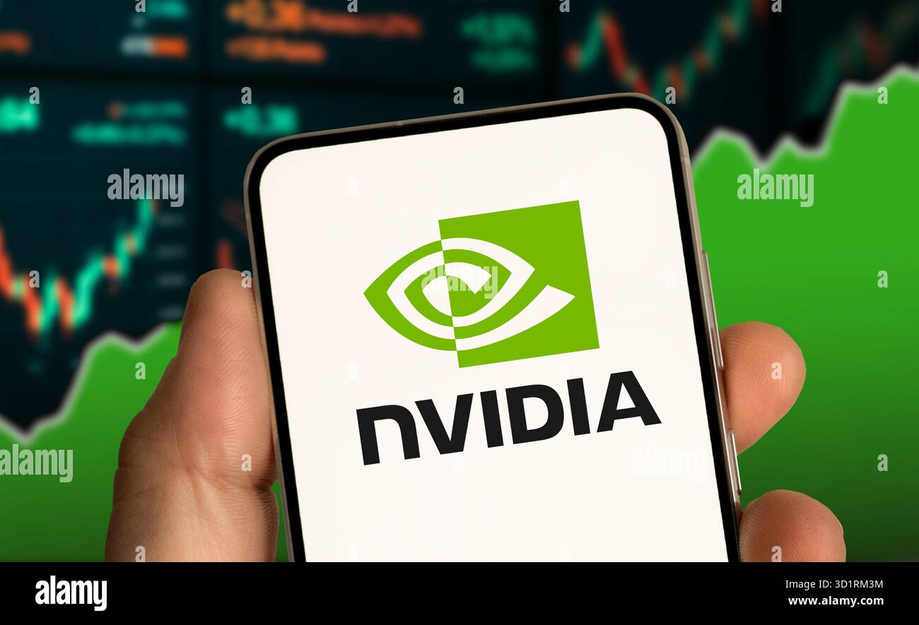 Logo aziendale NVIDIA visualizzato sul dispositivo mobile Foto Stock