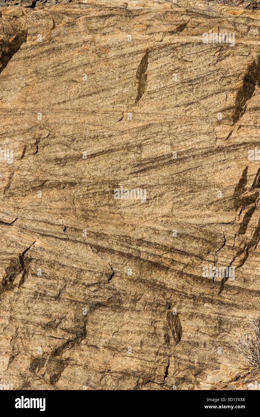 Primo piano del letto incrociato nell'arenaria del gruppo Nama nel Parco Nazionale /AIS-/AIS in Namibia Foto Stock