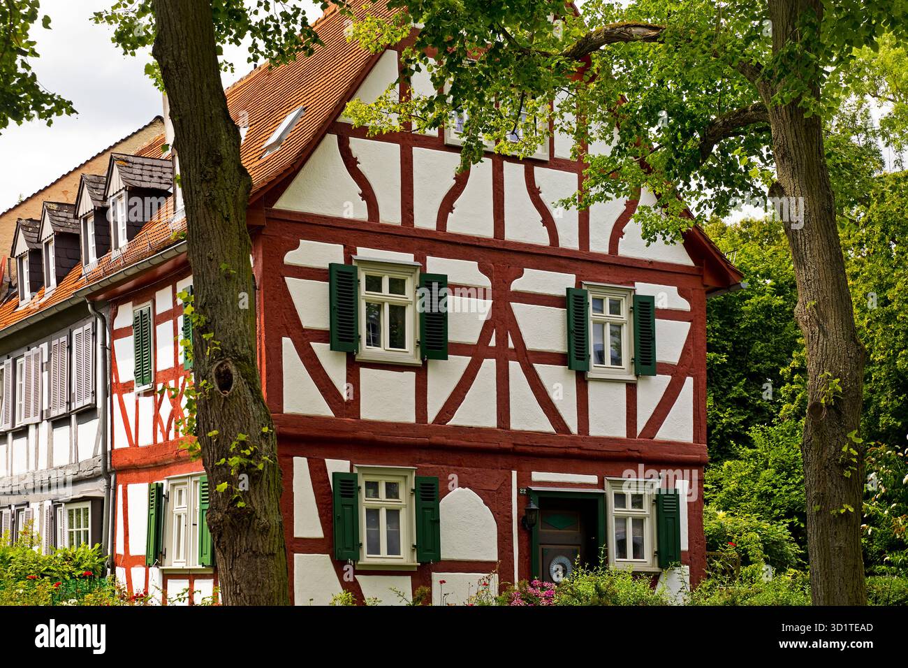 Casa a graticcio nei terreni del castello di Friedberg, Friedberg, Assia, Germania, Europa Foto Stock