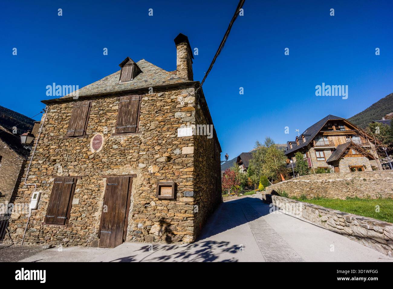 Vecchia scuola di Betlan, Valle dell'Aran, catena montuosa dei Pirenei, Spagna, europa Foto Stock