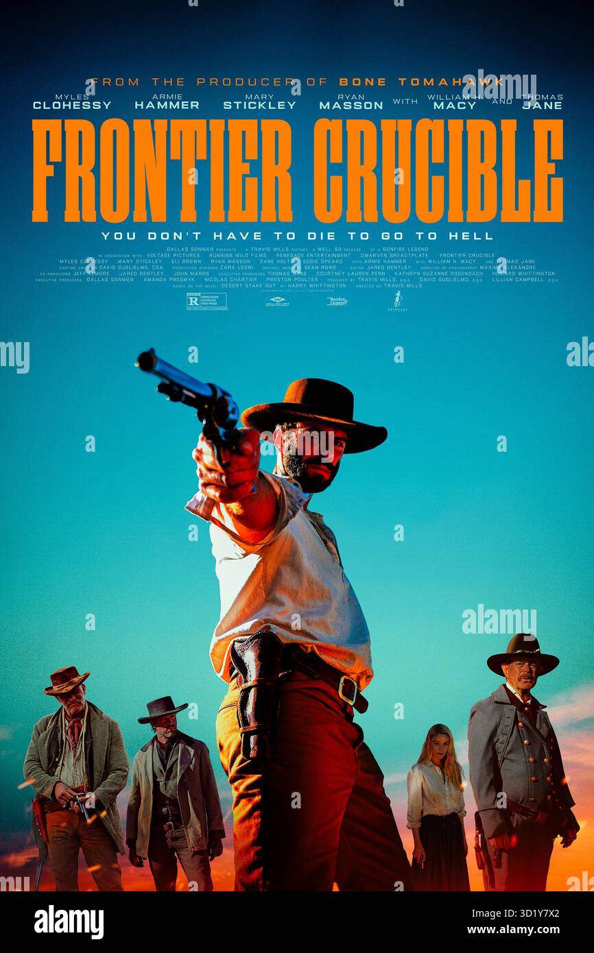 Frontier Crucible (2025) diretto da Travis Mills e interpretato da Thomas Jane, William H. Macy e Armie Hammer. Nell'Arizona degli anni '1870, un ex soldato infestato si unisce a fuorilegge e coloni disperati in un pericoloso trekking nel deserto per sopravvivere. USA SOLO PER USO EDITORIALE DI un foglio di poster. Crediti: BFA / Samuel Goldwyn Films Foto Stock