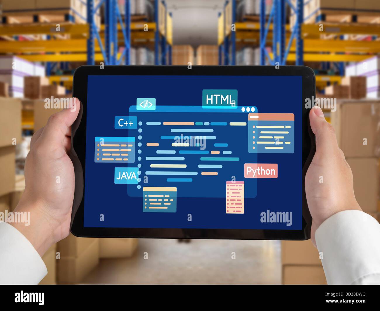 Lo sviluppo di software o la programmazione funzionano con lo schermo di codifica di vari linguaggi di programmazione come HTML, , e C brisk per lo sviluppo di nuove applicazioni Foto Stock