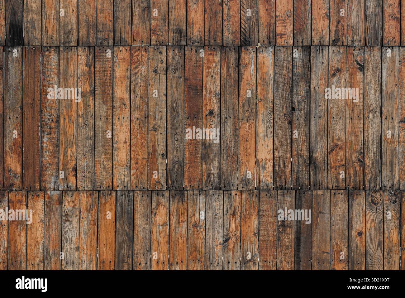 vecchio sfondo in legno grunge, pannello in legno invecchiato, pavimento in legno in rovina con rivestimento in rilievo. Foto Stock